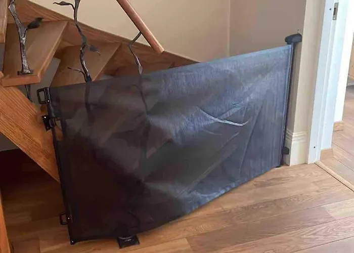 Center, Free Parking, 4a